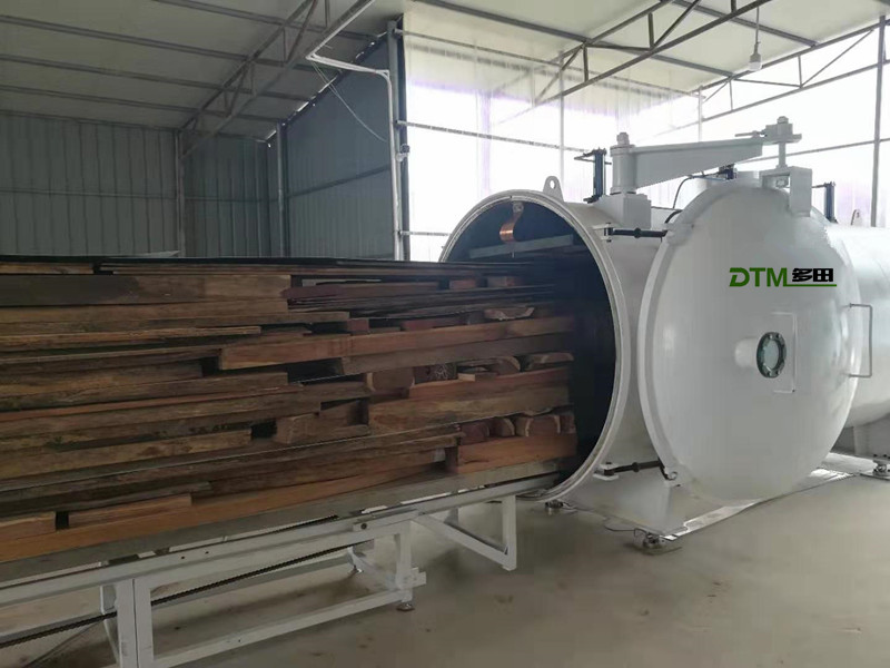 High-frequency thick board vacuum dryer